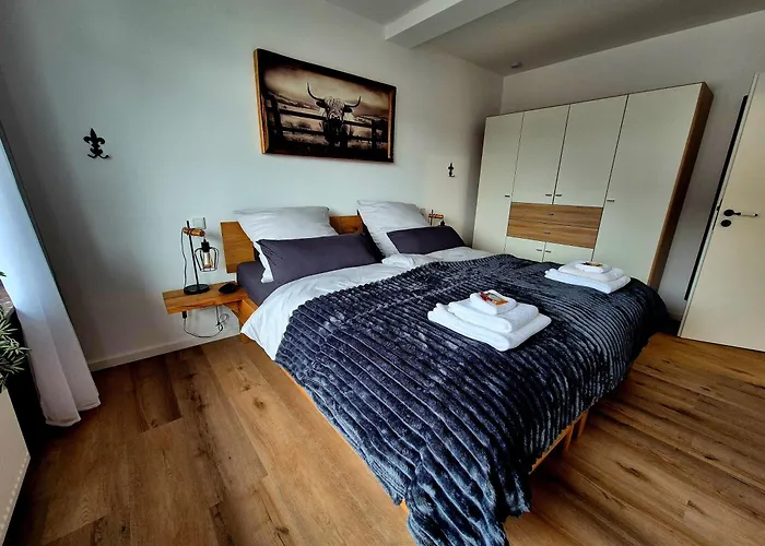 Dornroeschen * Olpe bei Meschede