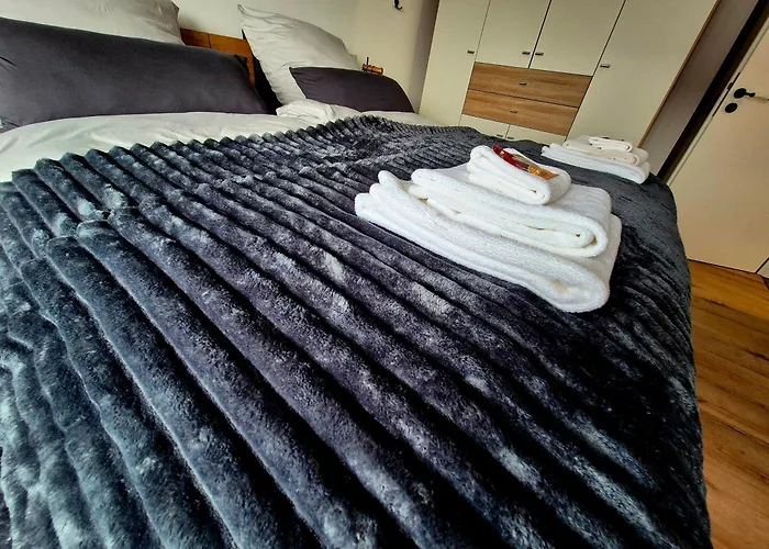 Dornroeschen Olpe bei Meschede