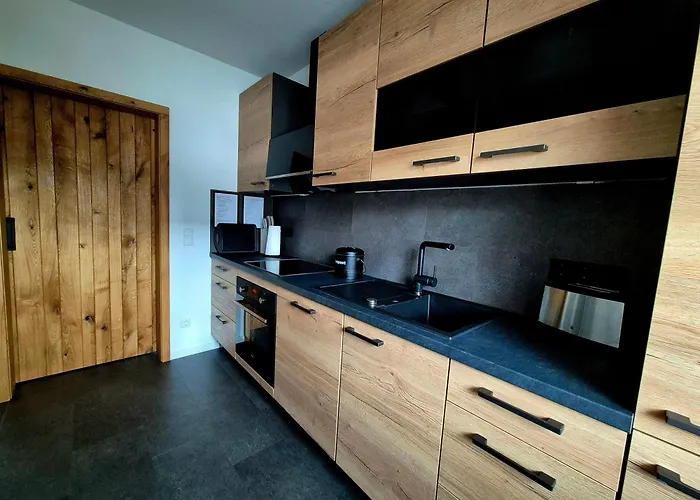 Dornroeschen Olpe bei Meschede